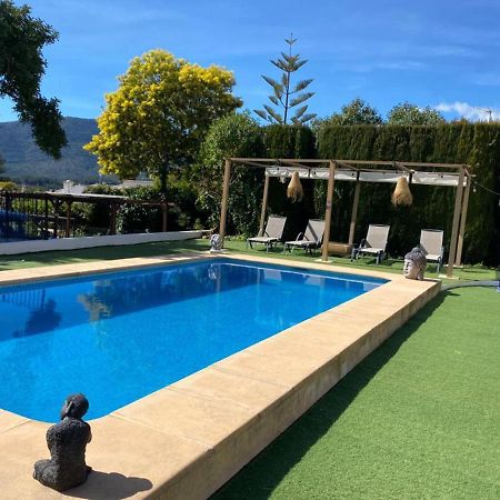 Lovely 2 Bed Apartment In Alcalalí Esterno foto